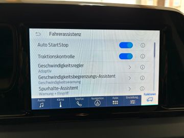 Ford Tourneo Courier Titanium AHK