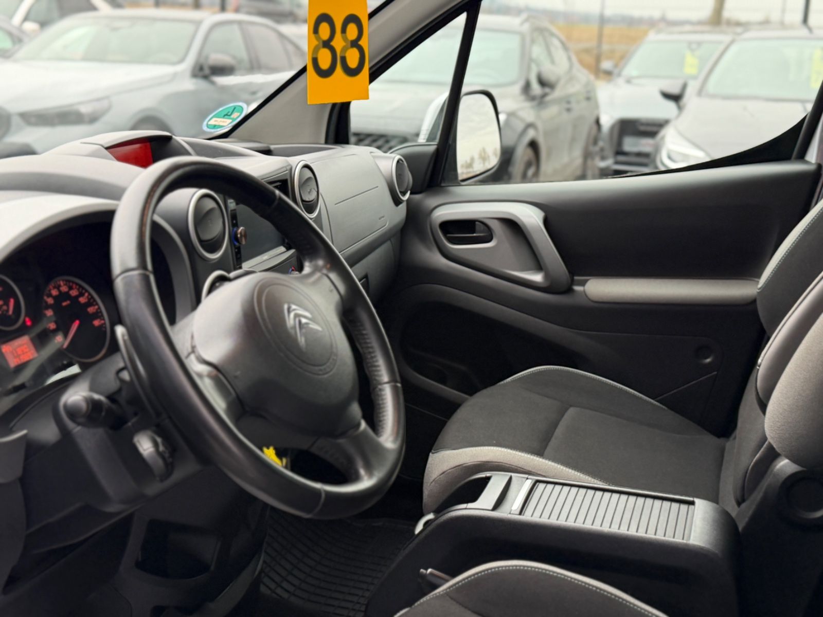 Berlingo Selection 1.6 Blue-HDI Autom.