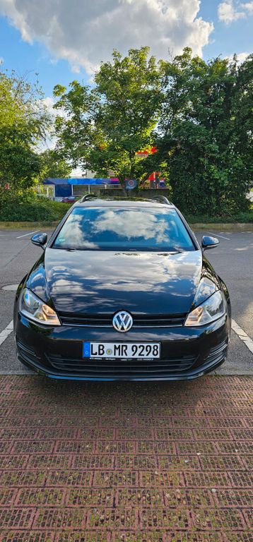 Image of Volkswagen Golf