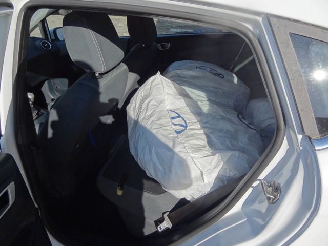 Fahrzeugabbildung Ford Fiesta Titanium/Klima/Alu/