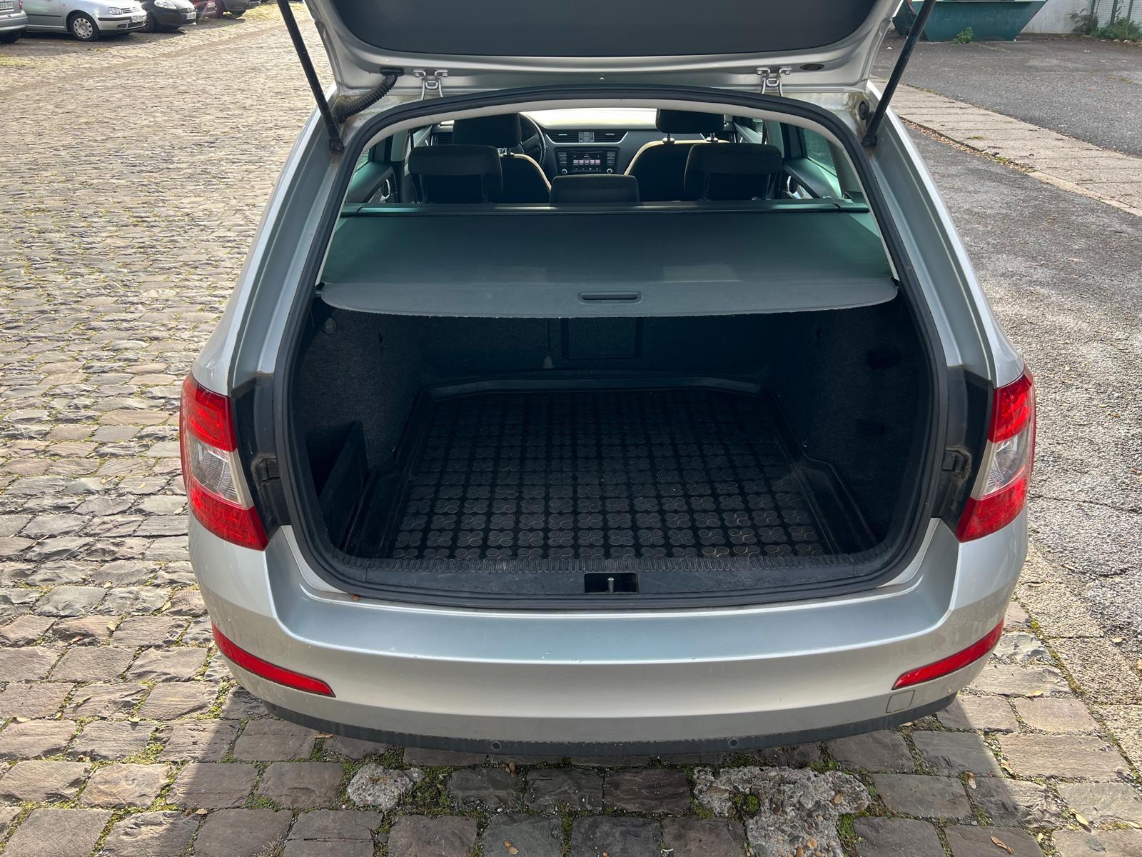 Skoda Octavia 2013 — photo 12