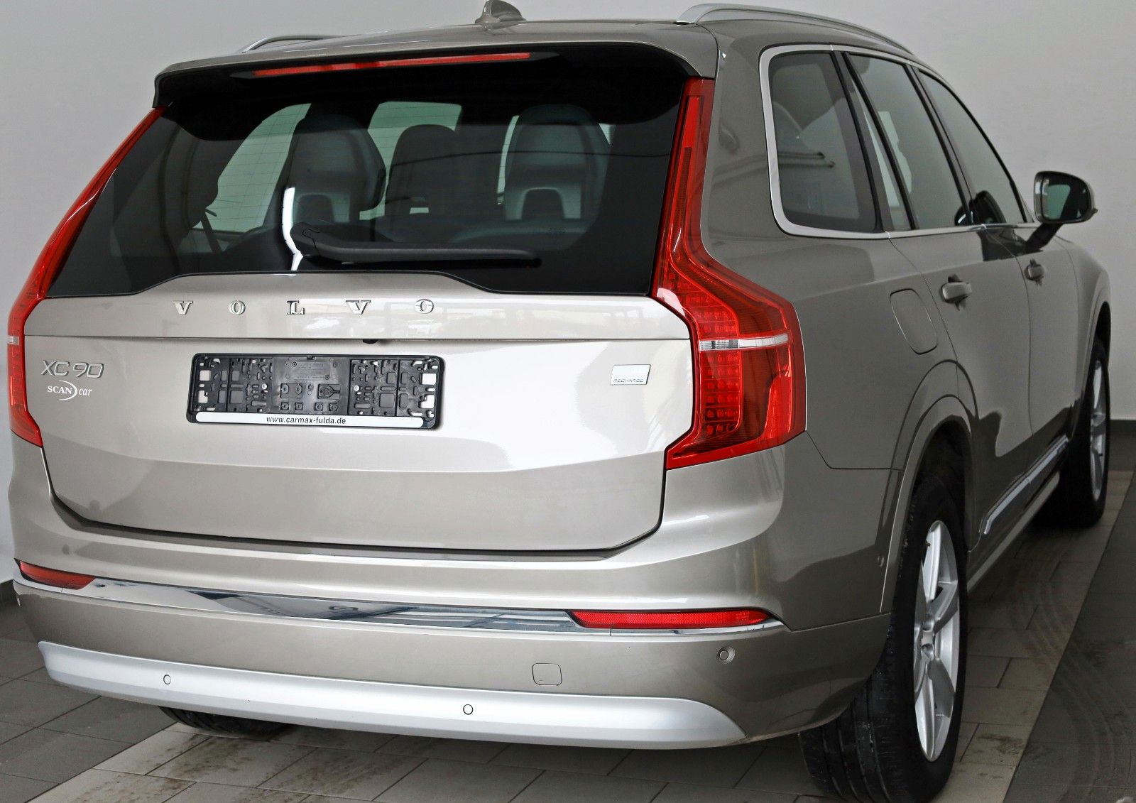 Fahrzeugabbildung Volvo XC90 T8 Inscription Expr.,Navi,360Kam,HUD,7Sitze