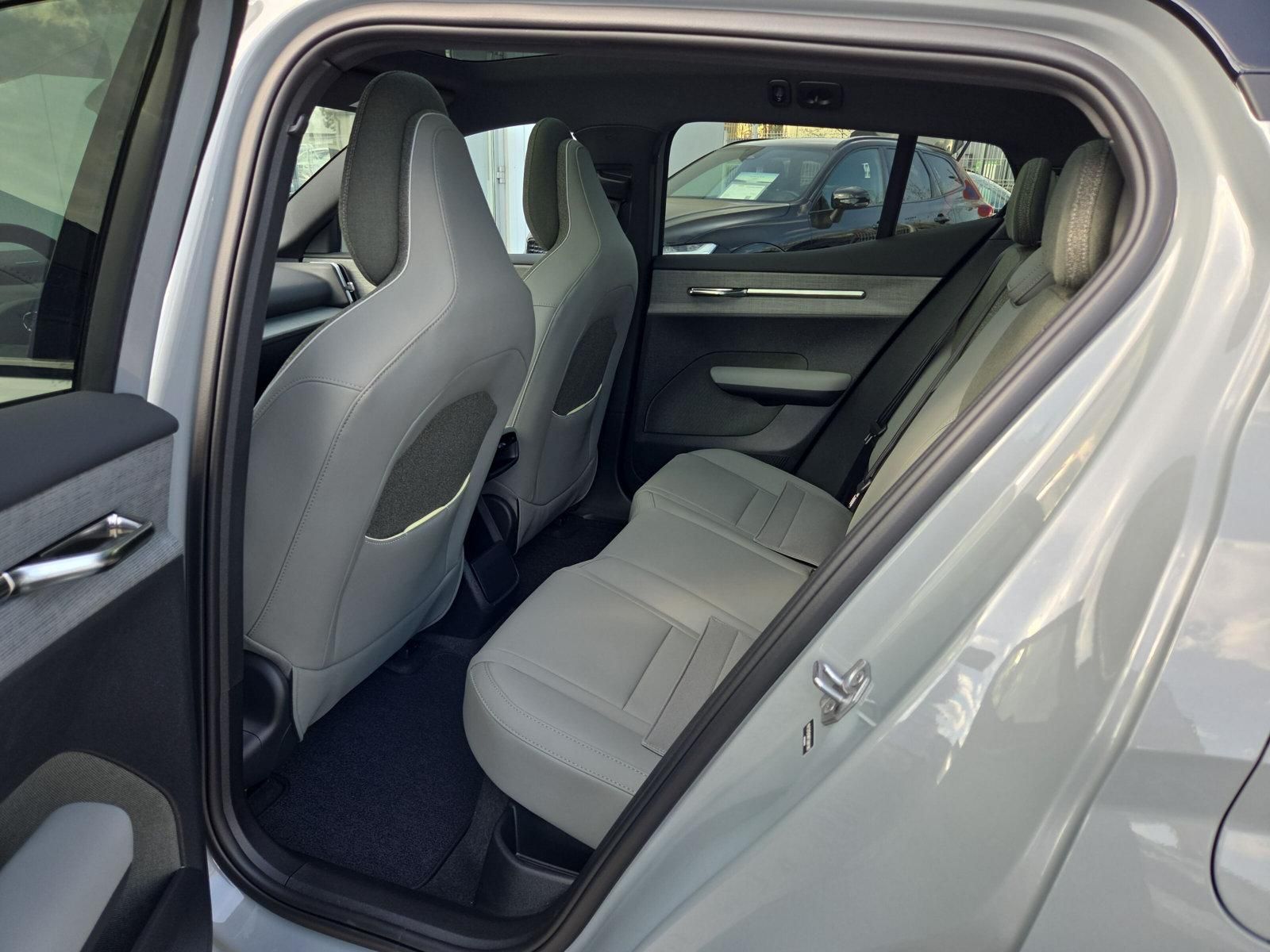 Volvo EX30 - Bild 14