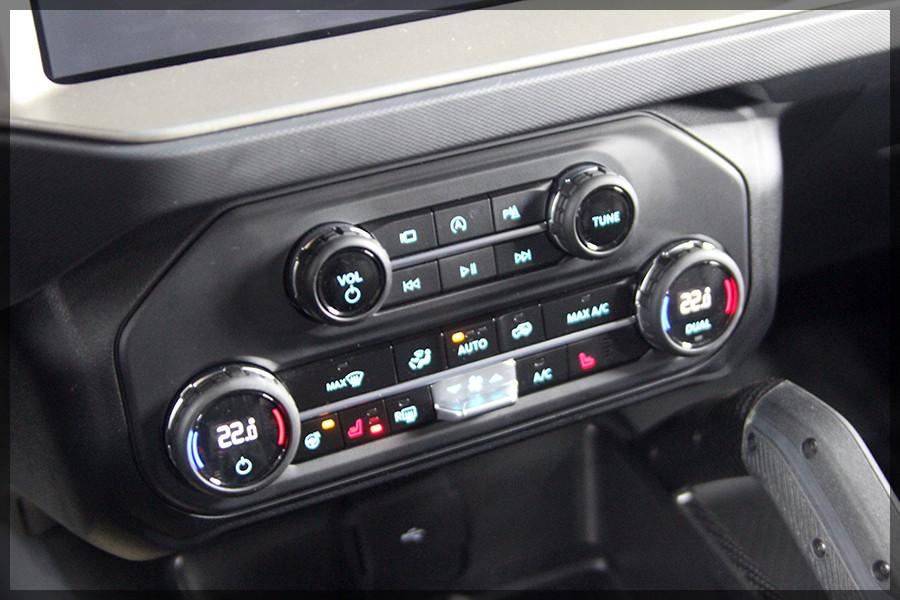 Ford Bronco 3.0 EcoBoost RAPTOR 4x4 CAM / NAVI