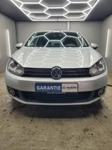 Volkswagen Golf VI *1.Hand* *Automatik* *Bi-Xenon* *PDC* - Volkswagen Golf mit Benzin-Antrieb: Kleinwagen, Automatik