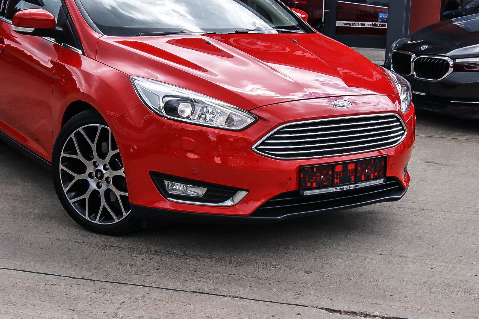Fahrzeugabbildung Ford Focus Turnier 1.5 Titanium Aut RACEROT ACC STHZG