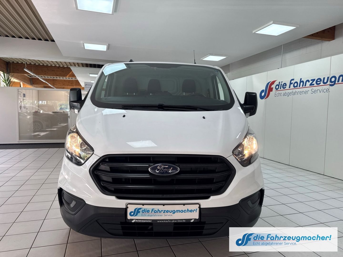 Fahrzeugabbildung Ford Transit Custom Kasten 280 L1 DAB SHZ Notbremsass