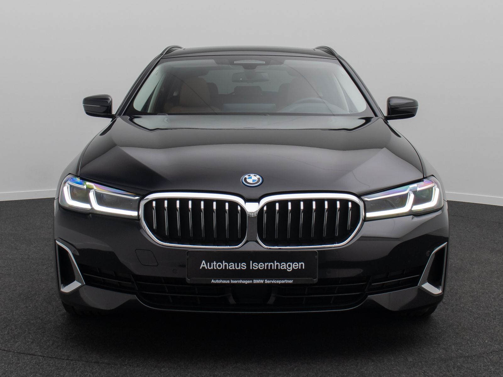 Fahrzeugabbildung BMW 530e Luxury Line Panorama Kamera Laser HUD DAB