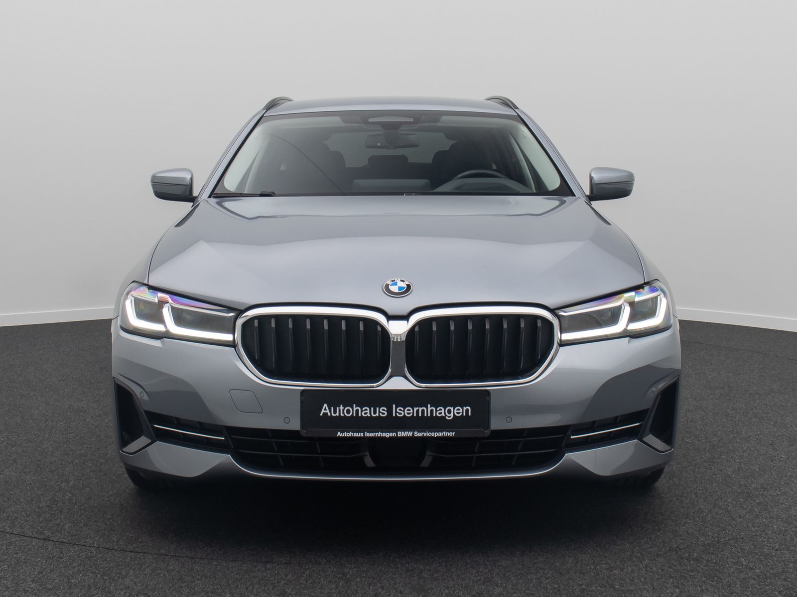 Fahrzeugabbildung BMW 520d DisplKey 4xKlima Laser HUD DAB Kamera AHK