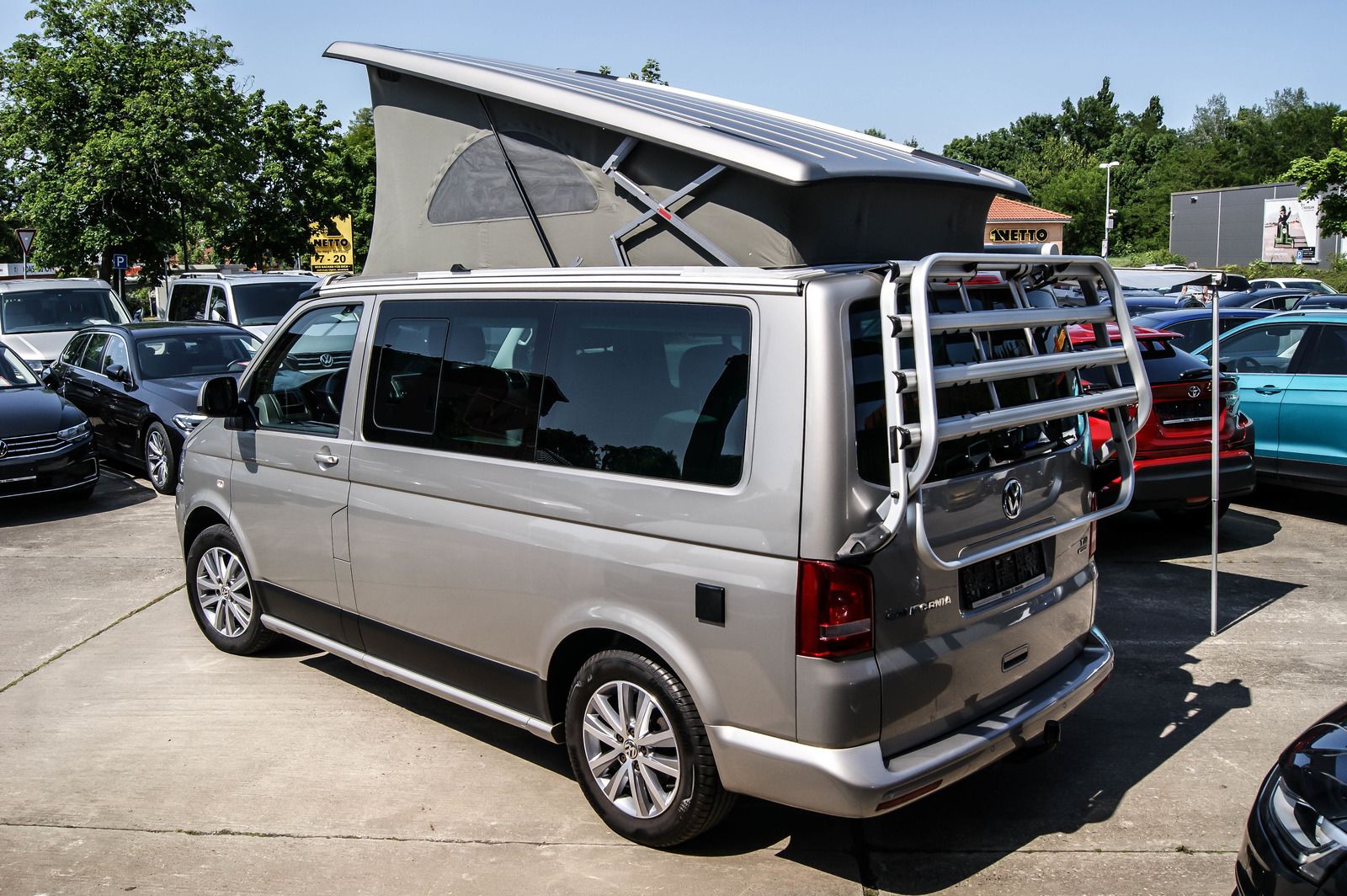 Fahrzeugabbildung Volkswagen T5 California Beach Aufstelldach 4Motion DSG 2HD