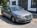 Volkswagen Sportline Xenon/ Navi / Ahk/Sitzheizung - gebrauchte VW Passat Variant aus dem Jahr 2006