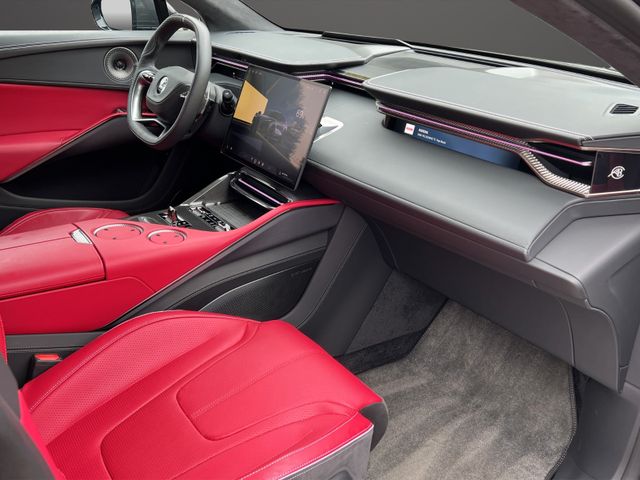 Fahrzeugabbildung Lotus Eletre R KEF rotes Leder sehr selten