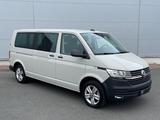 Volkswagen T6.1 Transporter 2.0 TDI lang 4MOTION SITZHZ NAV - Volkswagen: Kombi, Transporter 4motion