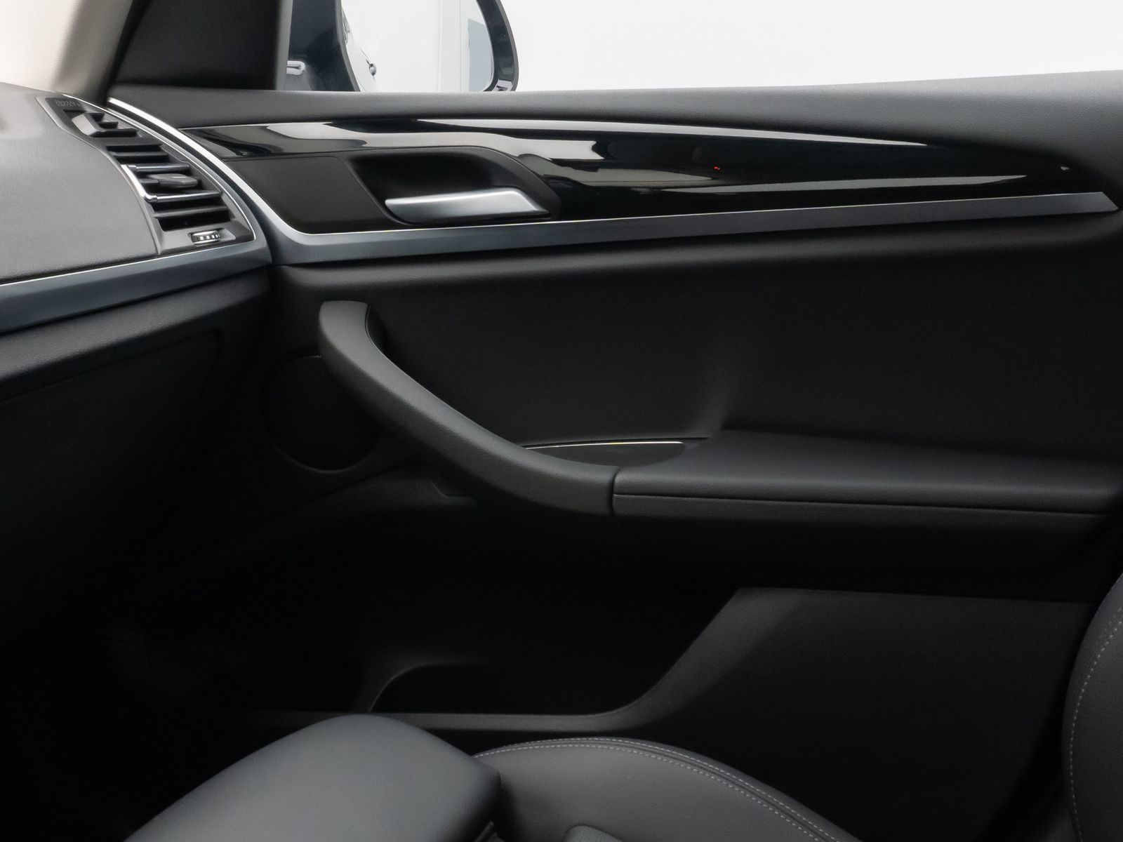Fahrzeugabbildung BMW X3 xD20d Kamera DAB CockPit+ LED Sport 18Zoll