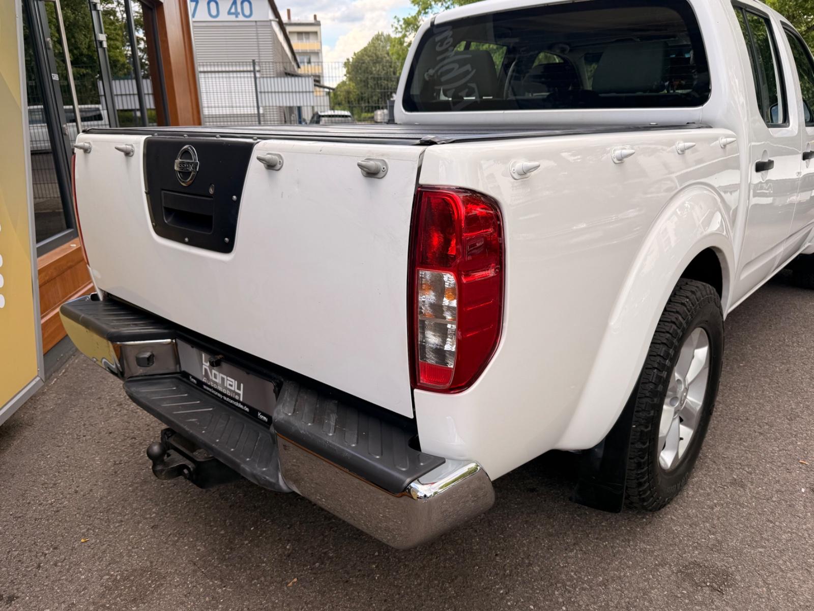 NISSAN NAVARA 2.5 dCi 190ch 4x4 - DOUBLE CAB - ATTELAGE - CLIM BIZONE - SIÈGES CHAUFFANTS