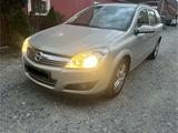 Opel Astra- Diesel 1.7 l- 2.Hand - Opel Astra aus 2008: 1.7