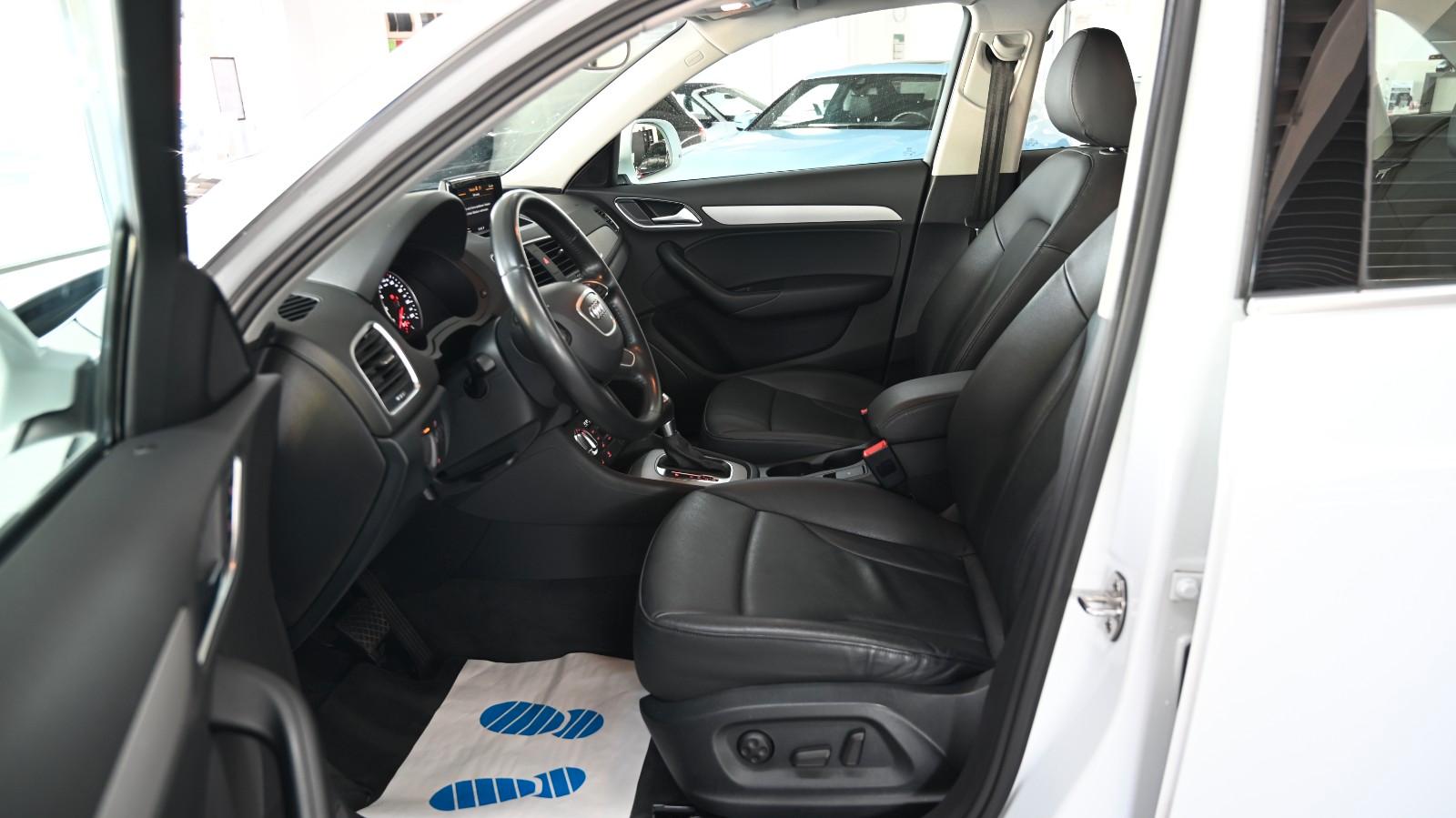 Audi Q3 2.0 TFSI quattro *1.HAND*LEDER*TOP