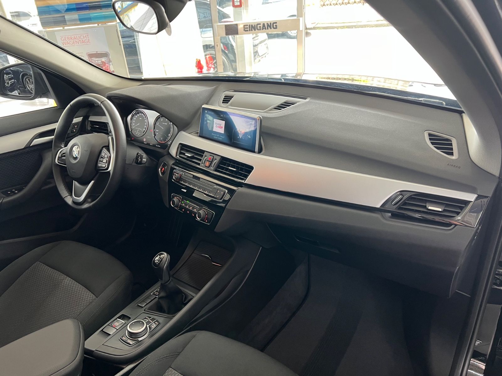 BMW X1 sDrive 18d PDC+Driving Assistant+RTTI+Navi foto 16
