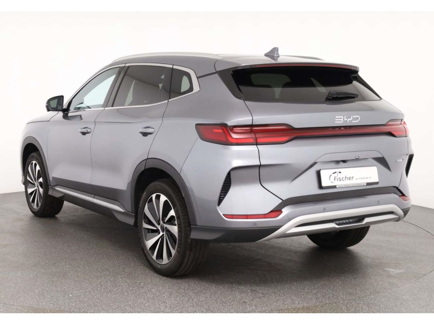BYD SEAL U