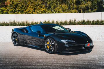 2021 Ferrari SF90 照片 1