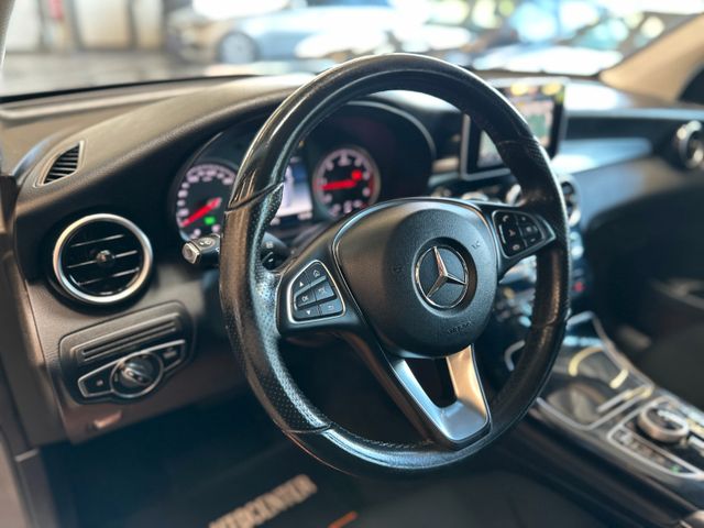 MYAUTOCENTER – Gebraucht- und Jahreswagen mit Werkstattservice in Pfaffenhofen Mercedes-Benz GLC *TÜVSERVICE NEU*TEMPO*AHK*SitzHZ*NAV*PDC*