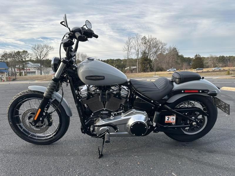 Harley-Davidson Street Bob FXBB 2025 Gußrad