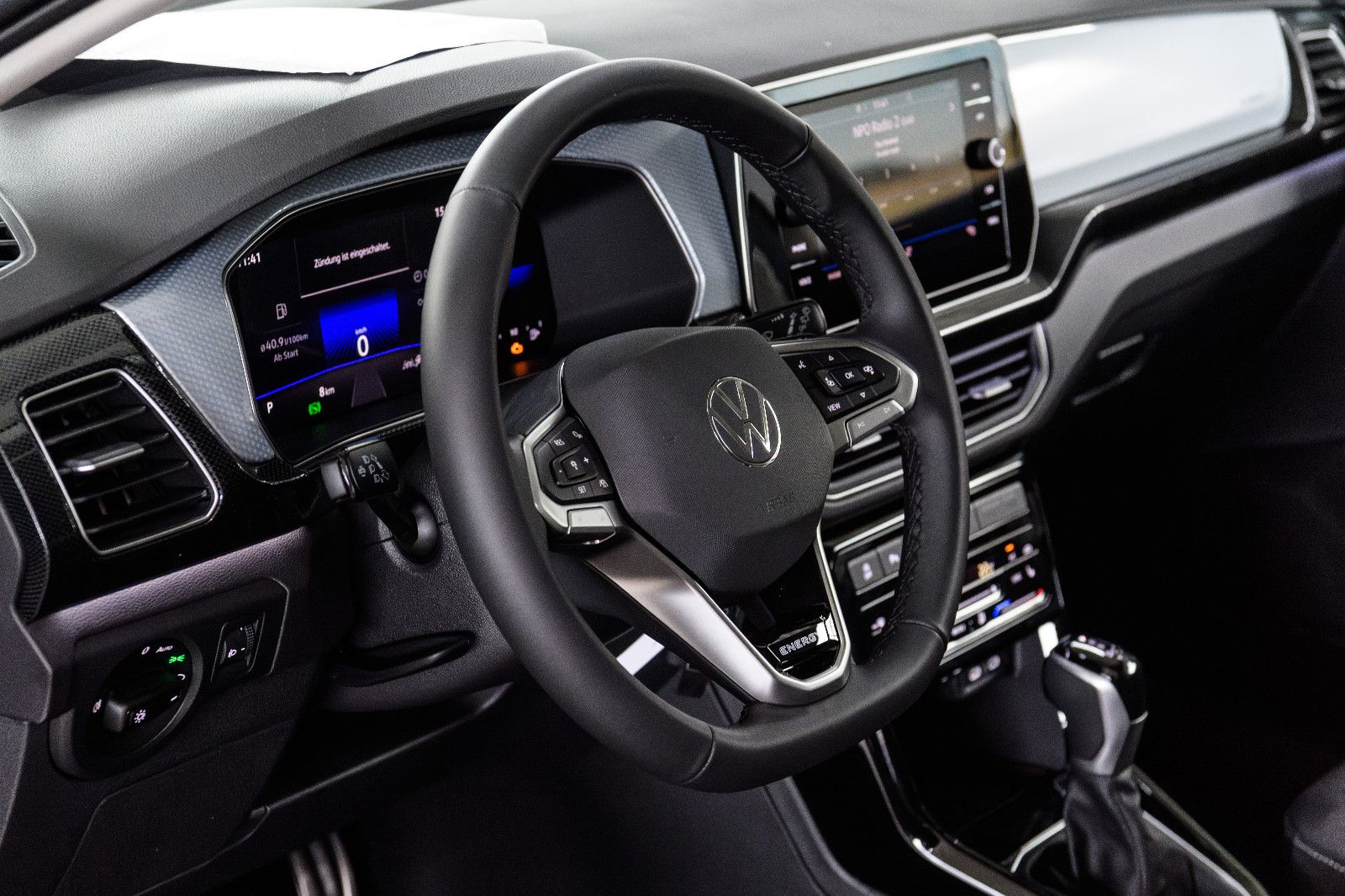 Fahrzeugabbildung Volkswagen T-Cross 1.0 TSI 85 kw Energy DSG+AHK+Kamera