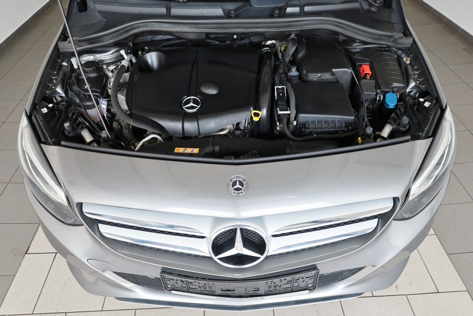 Fahrzeugabbildung Mercedes-Benz B 220 d 4MATIC DCT, T.Leder,Navi,SH,Panorama +WR