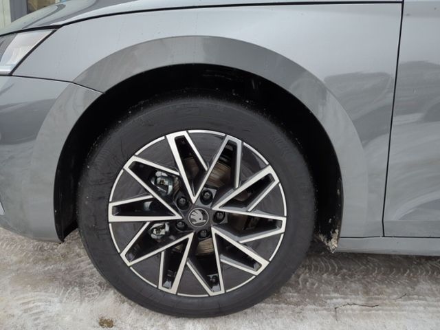 Fahrzeugabbildung SKODA Octavia Combi 1.5 TSI m-HEV DSG Selection ACC KA