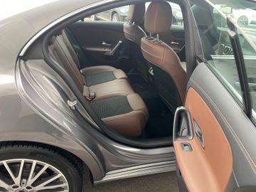 Mercedes-Benz CLA 180 d Sport|NAVI|LED-Scheinwerfer|Automatik