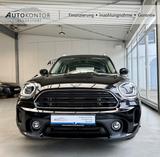 MINI Cooper Countryman Sport Autom., *LED *AHK *Sitzh - schwarze MINI Cooper Countryman
