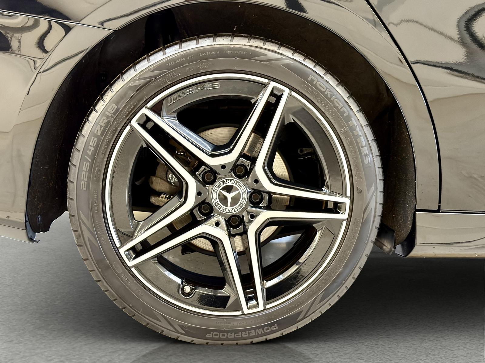 Mercedes-Benz A-Class AMG Line AUT LED KAMERA NAVI SHZ, миниатюра 29