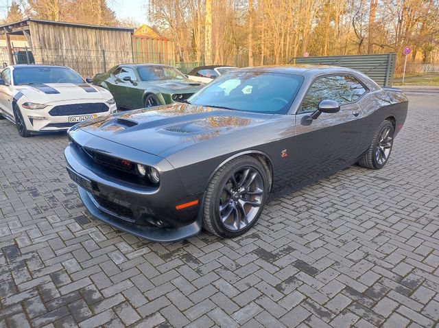 Dodge Challenger  R/T Scatpack