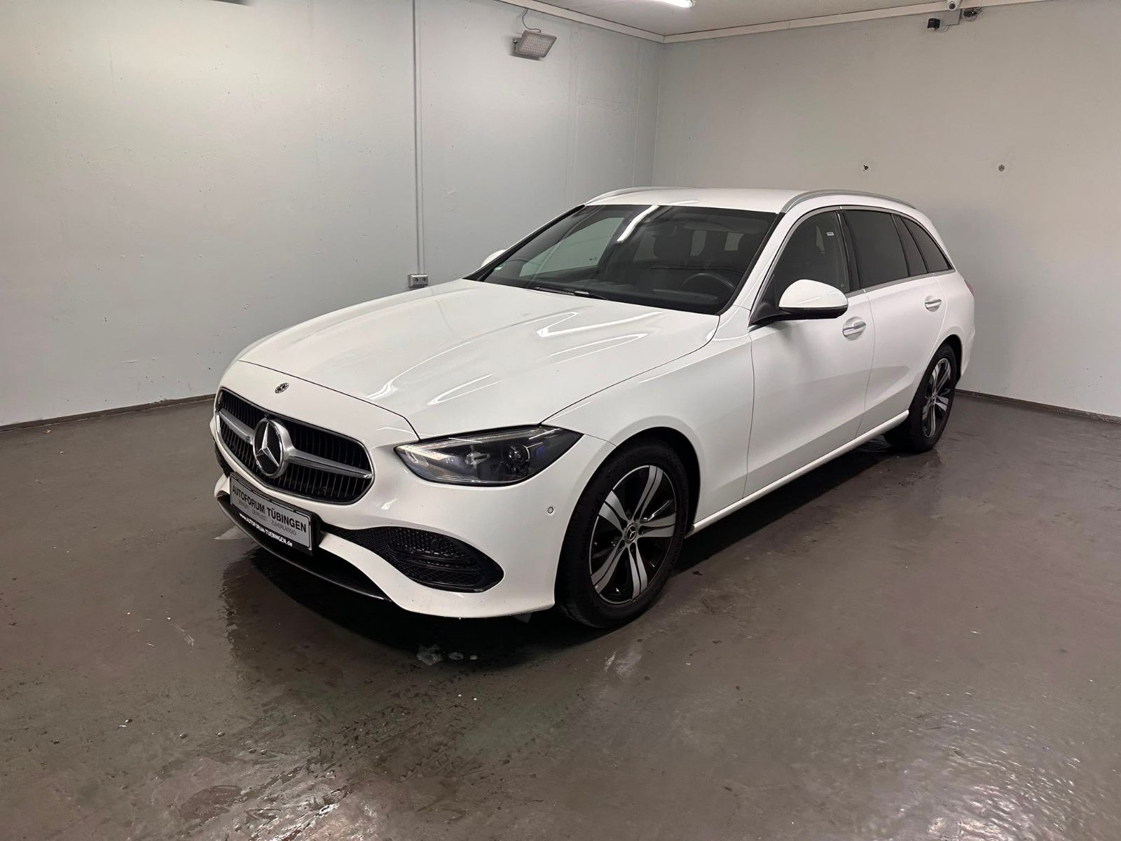 Fahrzeugabbildung Mercedes-Benz C 220 d T Autom. *AVANTGARDE*360°*KEYLESSGO*