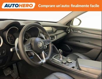 Alfa-Romeo Stelvio - 7
