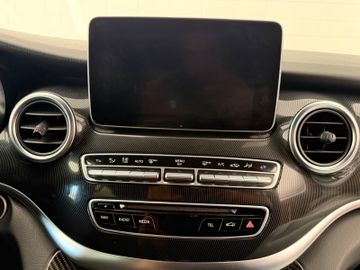 Mercedes V 250 - 12