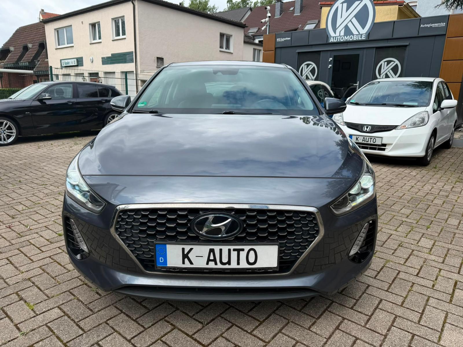 Hyundai i30 Premium VOLL Unfallfrei