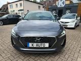 Hyundai i30 Premium VOLL Unfallfrei - Hyundai i30 Premium mit Diesel-Antrieb