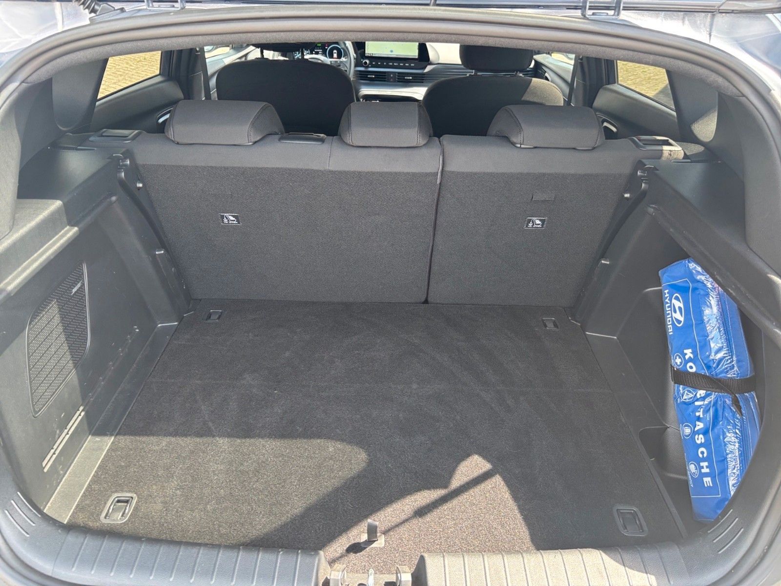 Fahrzeugabbildung Hyundai BAYON Connect & Go Mild-Hybrid