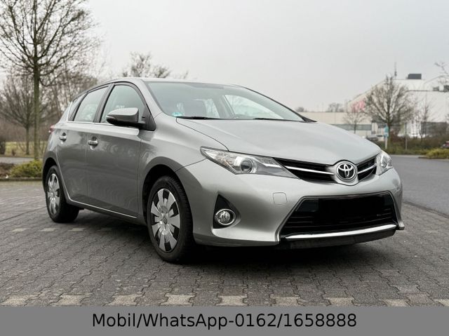 Toyota Auris Life+ Kamera