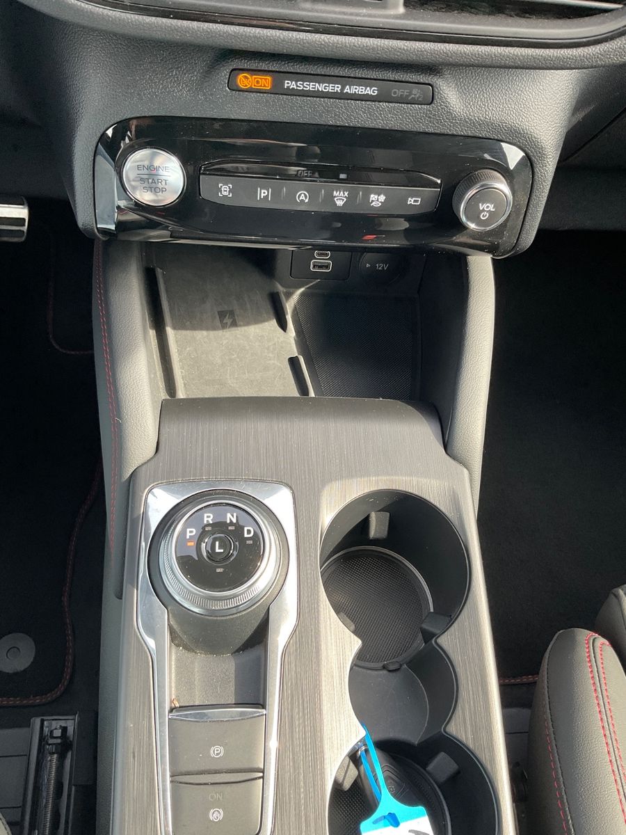 Fahrzeugabbildung Ford Kuga 1.5 EcoBoost ST-Line X,Navi,Kamera,Headup