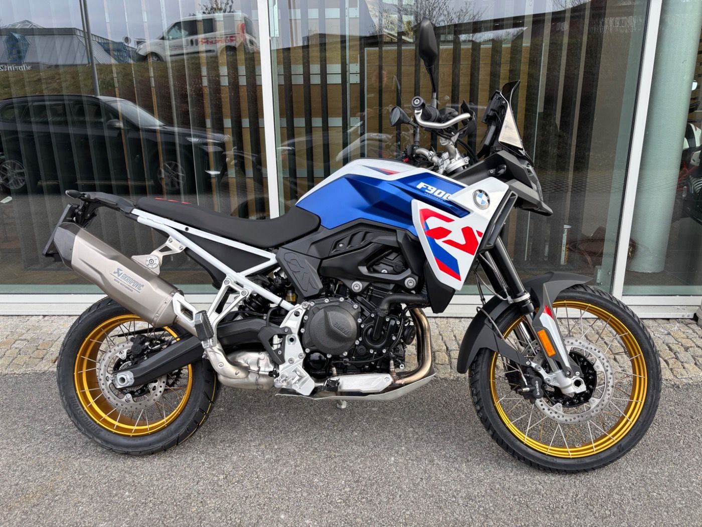 Fahrzeugabbildung BMW F 900 GS Trophy Dynamik-Paket