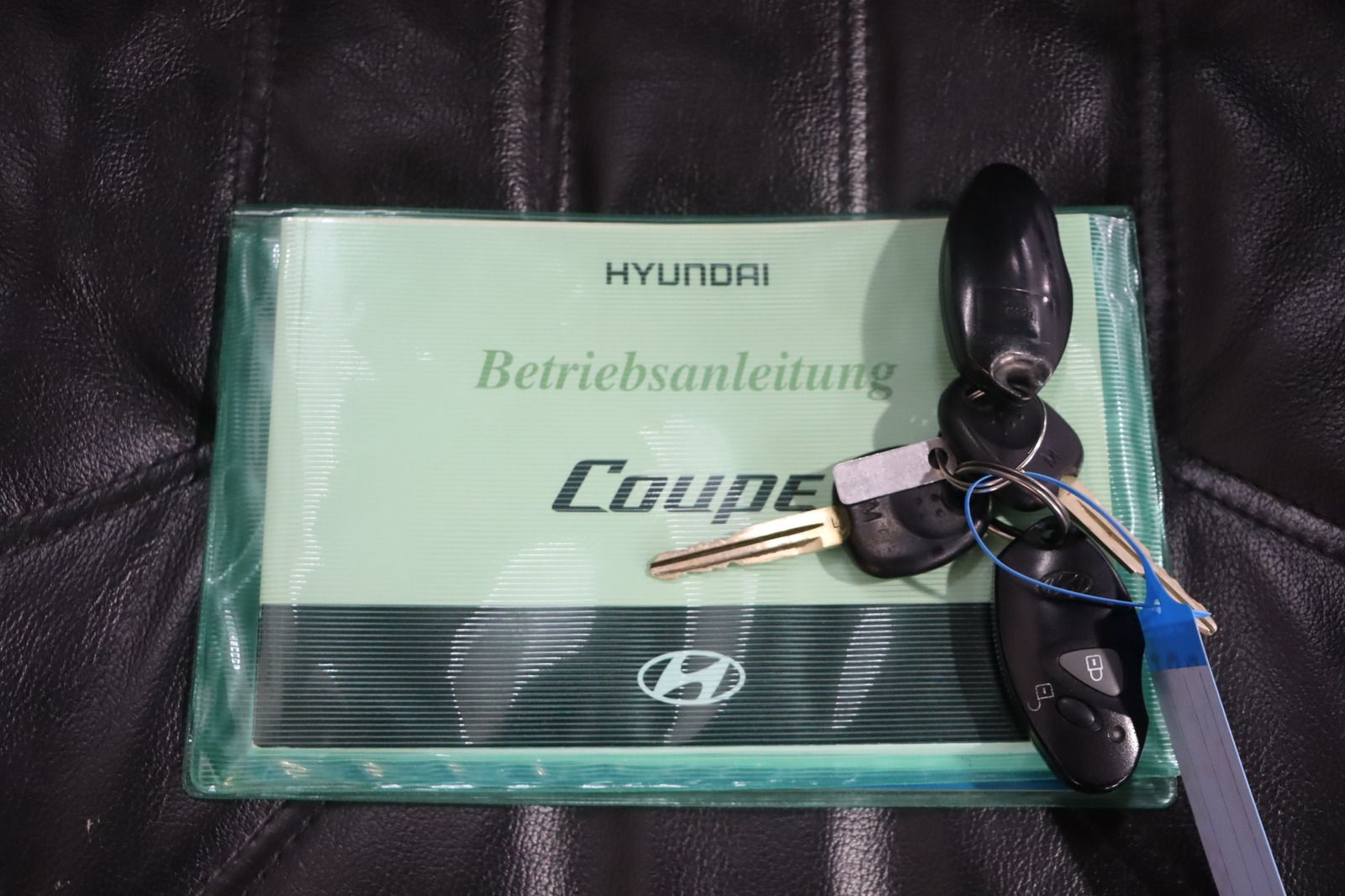 Fahrzeugabbildung Hyundai Coupe 2.7 FX * Sitzhzg. * Leder * Tempomat