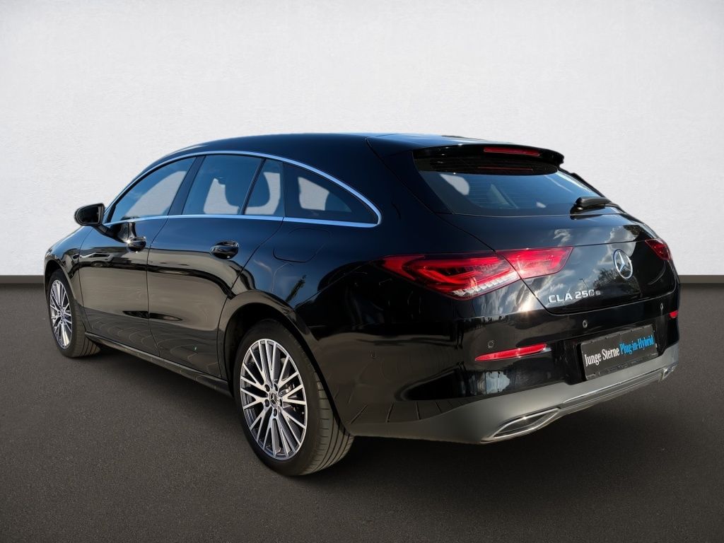 Mercedes-Benz CLA 250 e MBUX Progressive RKam Navi AUT LED DAB foto 4