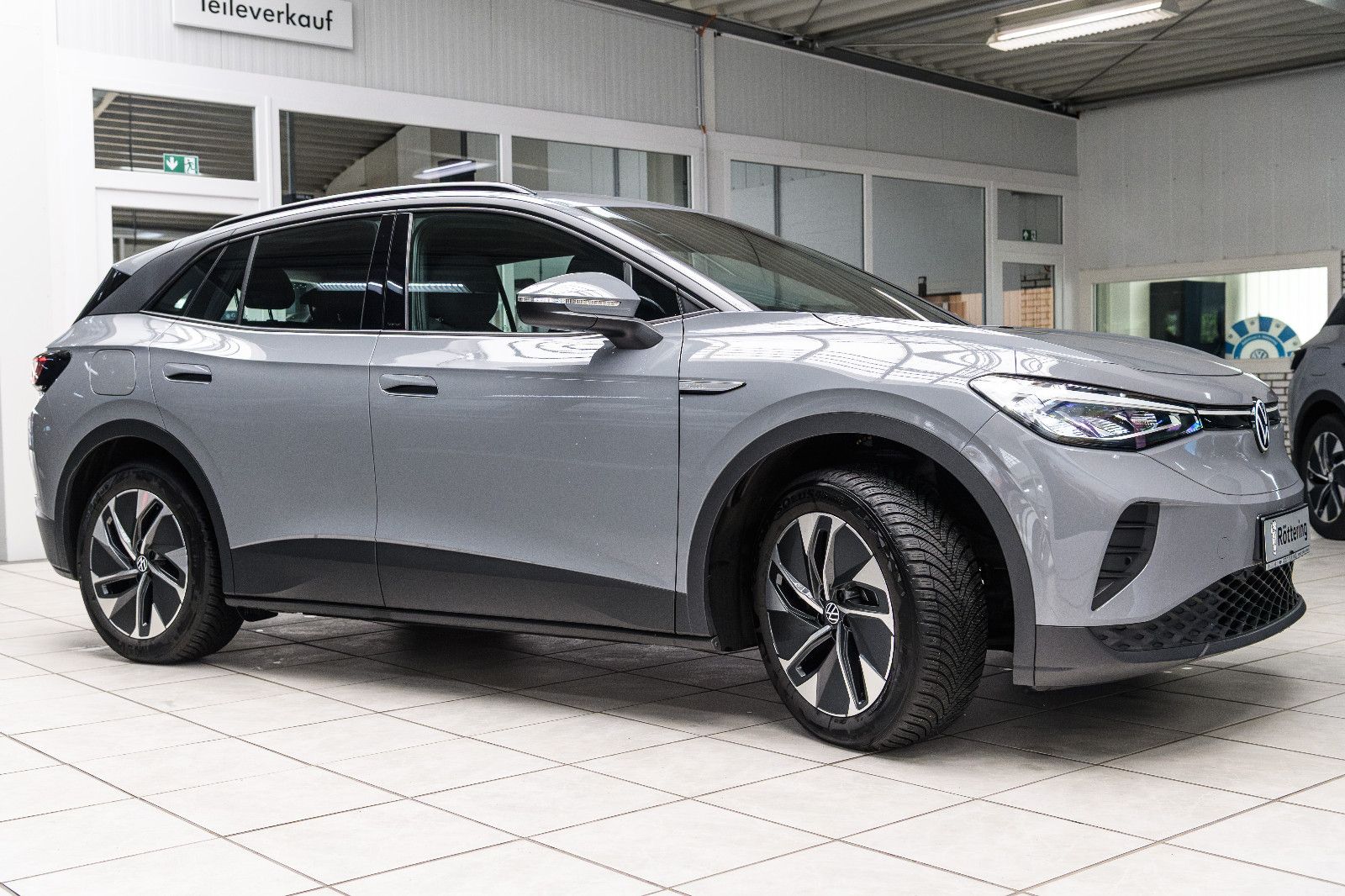 Fahrzeugabbildung Volkswagen ID.4 Pure Performance LED+NAVI+APP+GJ-REIFEN