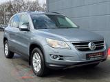 Volkswagen Tiguan Track & Field 4Motion/TUV - Volkswagen Tiguan: Track Field