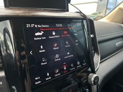 Fahrzeugabbildung Dodge RAM 1500 CrewCab Laramie 5.7L V8 AHK dt.Fzg