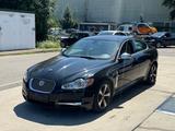 Jaguar XF 2.7 V6 Diesel Premium Luxury +LEDER+NAVI+XENO - Jaguar XF: 2.7
