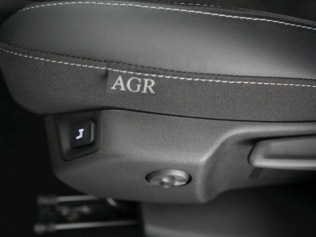Grandland GSe PHEV 4X4 AT+AHK+NAVI+360 GRAD KAME