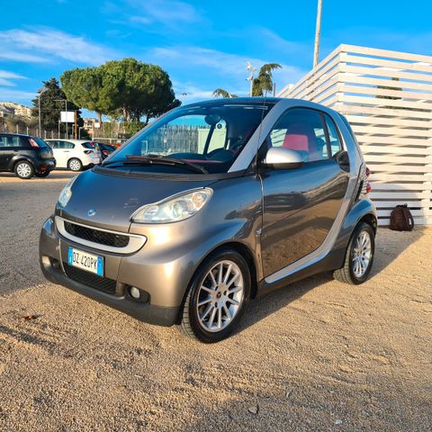 Smart ForTwo 1000 52 kW coupé passion Leggere De